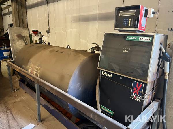 Tank med tankanlæg Hydro Texaco 2500 liter