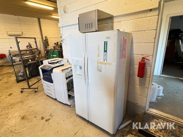 Køle/ frys skab og mikroovn Admiral / caso