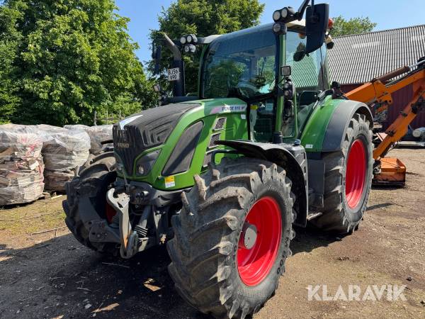 Traktor Fendt 516 Vario