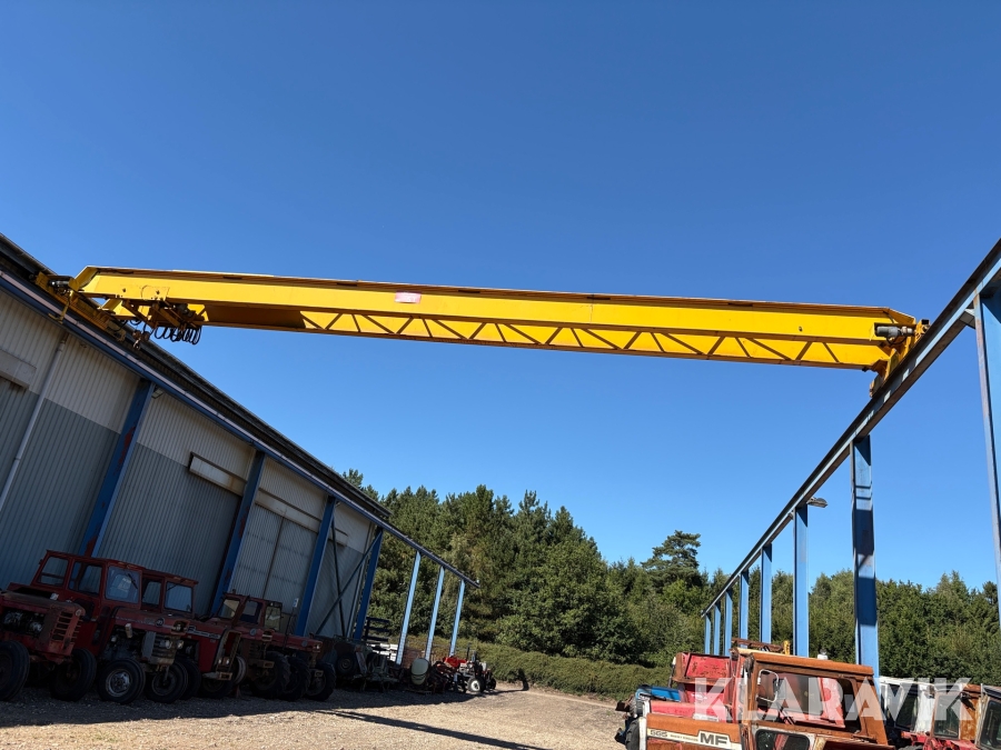 Radiostyret traværskran Stahl 5T