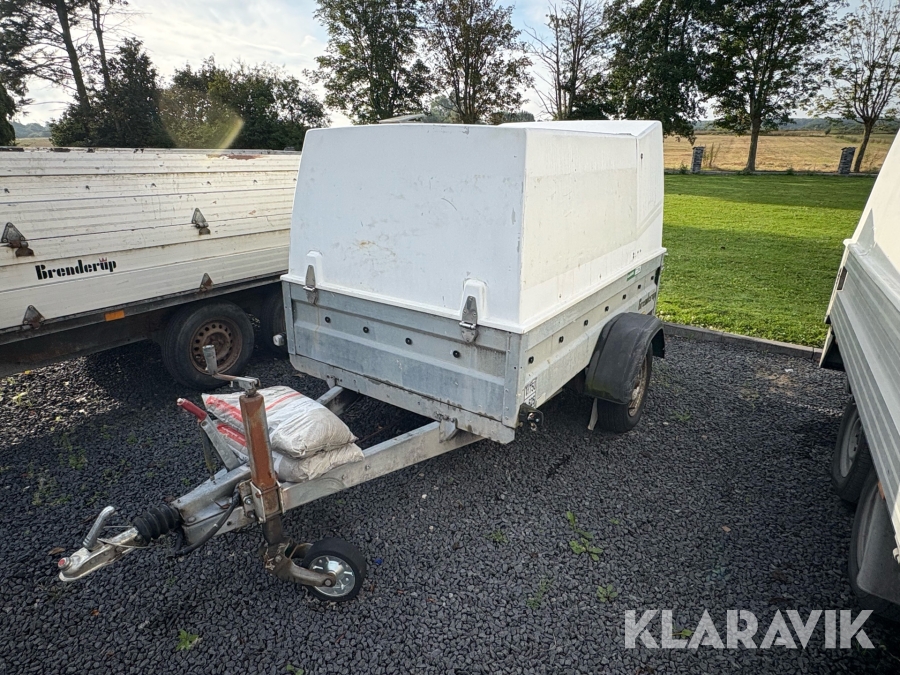 Trailer Brenderup med højtryksrenser