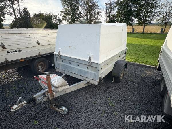 Trailer Brenderup med højtryksrenser