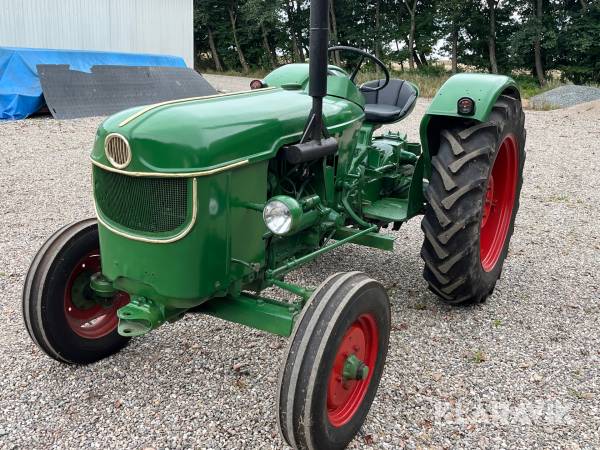 Veteran Traktor Deutz D40.2