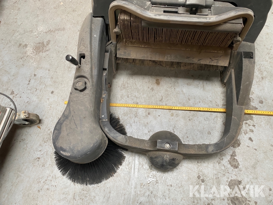 Fejemaskine Nilfisk SW750, Herning, Klaravik auktioner