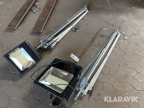 LOT: LED lamper Co2lights Indus-zfl 200W 4000k / 1800lm
