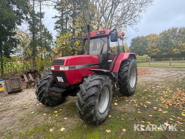 Traktor Case 5140