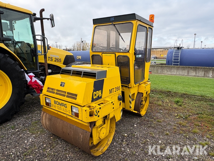 Knækstyret vibrationstromle Bomag BW 120 AD-2