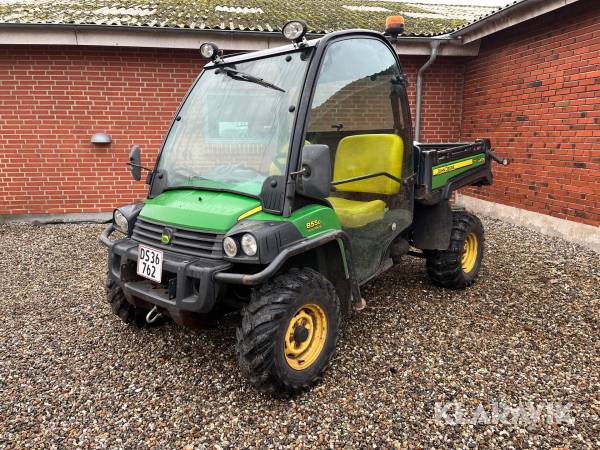 UTV John Deere Gator XUV 855D, FD44 med tiplad