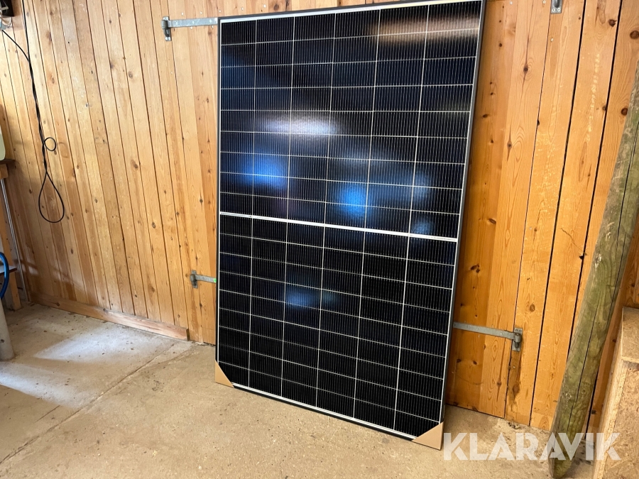 Solceller Canadian Solar PV Module CS6R – 35 styk