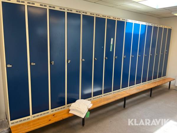 Garderobe skabe 16 stk