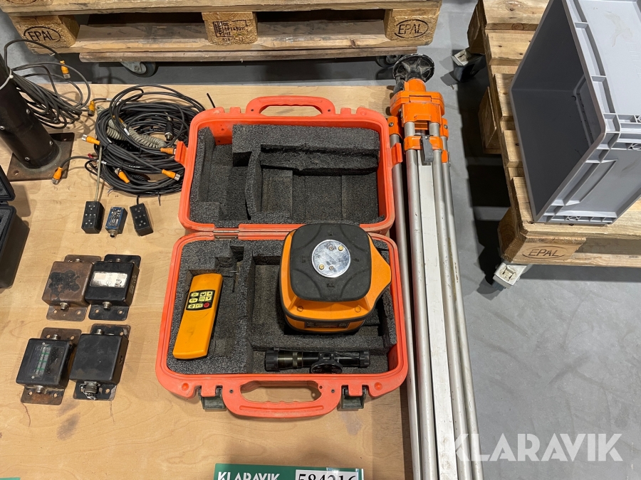 2D maskinstyring og rotations laser Mikrodigger – GEO Fennel XC2 - FL 400-HA-G