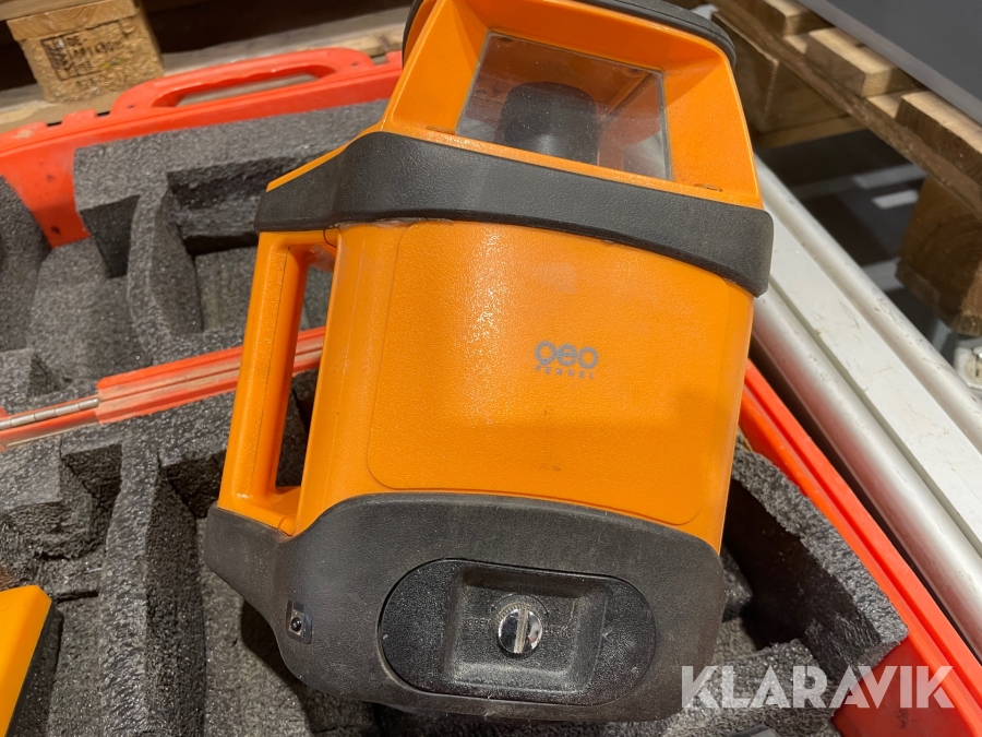 2D maskinstyring og rotations laser Mikrodigger – GEO Fennel XC2 - FL 400-HA-G