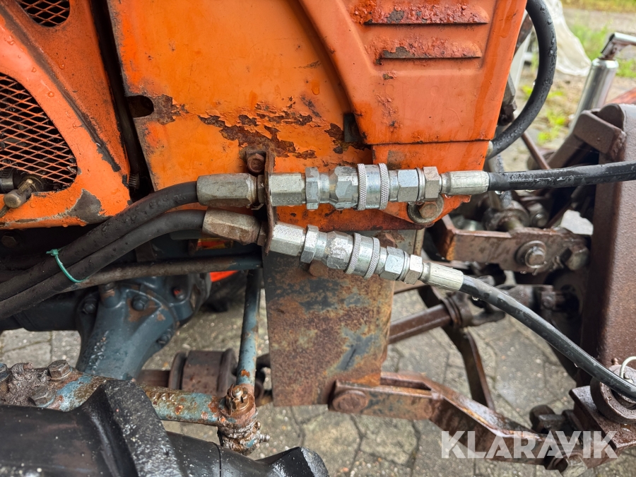 Kompakt traktor Kubota B7 100 HD