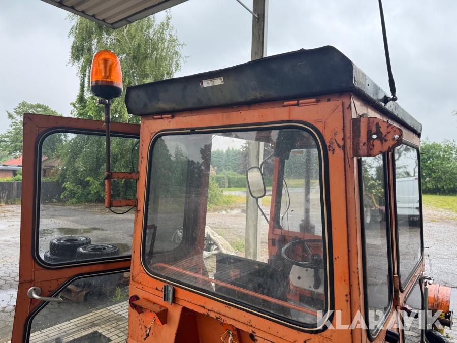 Kompakt traktor Kubota B7 100 HD