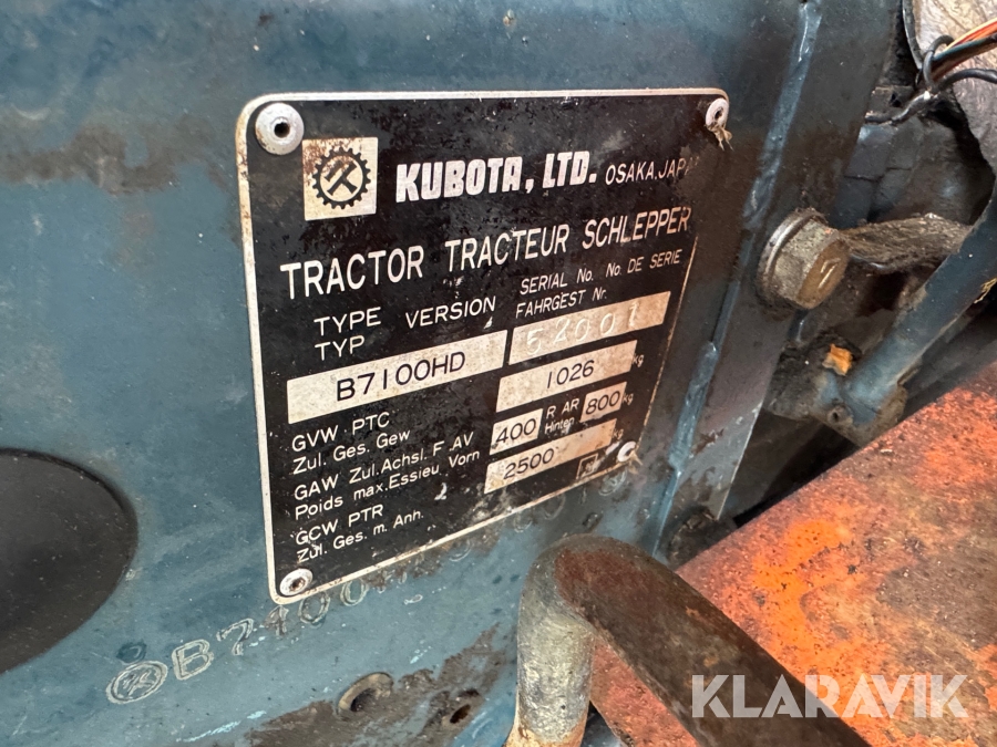 Kompakt traktor Kubota B7 100 HD