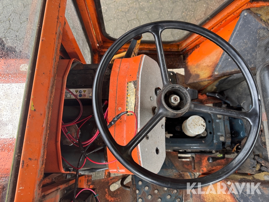 Kompakt traktor Kubota B7 100 HD