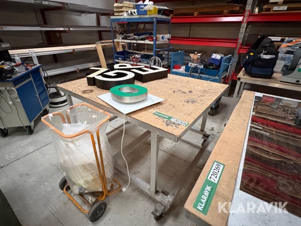 Arbejdsbord på hjul 1 styk