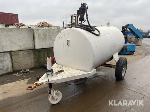Transportabel dieseltank med pumpe Roug 2500liters