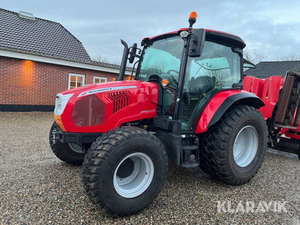 Traktor McCormick X4.080
