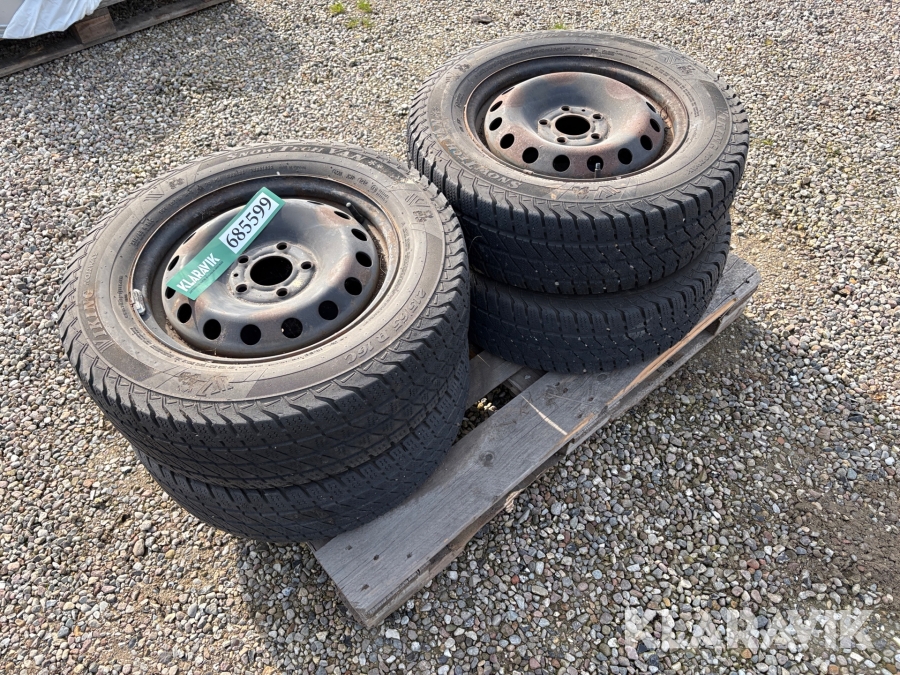 Dæk med fælge Viking Snowtech van