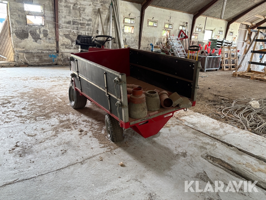 Kirkegårdstruck Htf E303