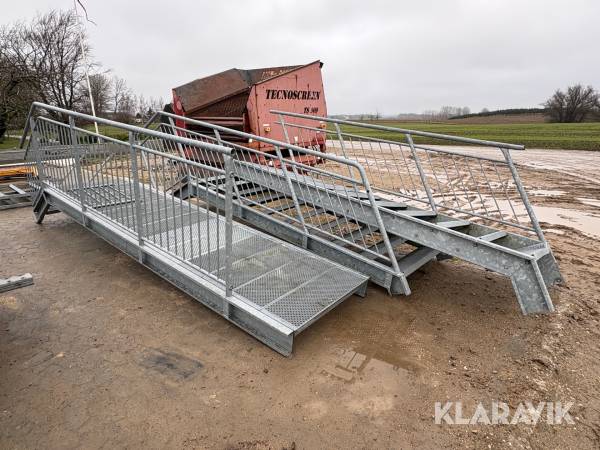 Trapper plus afsats/gangbro Galvaniseret