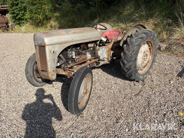 Traktor Ferguson