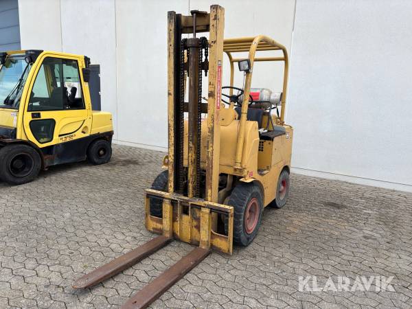 Truck Towmotor 502PG4024