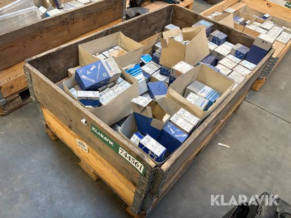 Skruer - stort assorterede lot