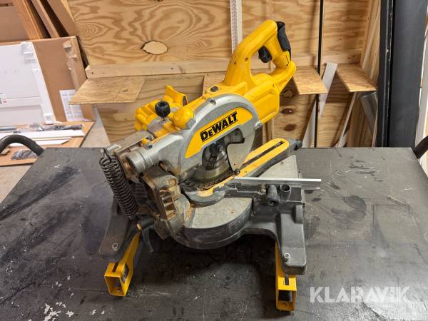 Kap/Geringssav DeWalt DCS777