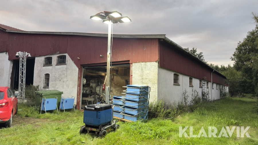 Yanmar Light Boy 4 x 300W LED