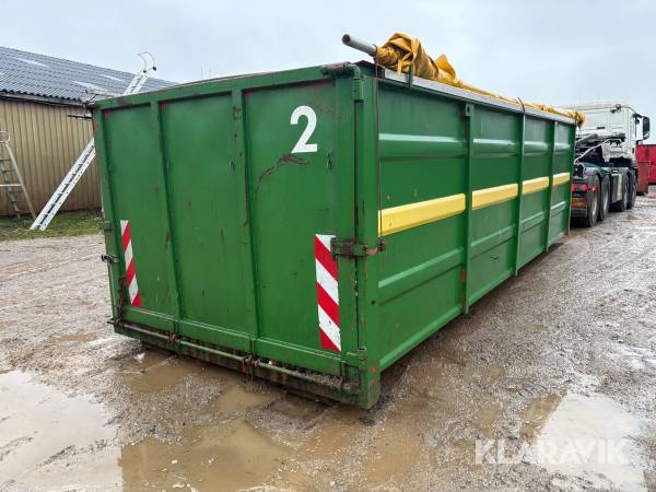 Lastbils container med presenning