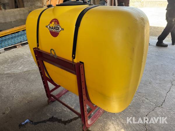 Marksprøjtetank Hardi 900 Liter