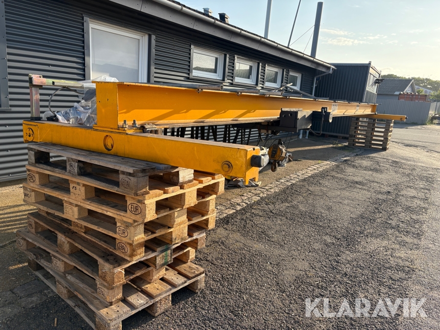 Travers Kran Krone 2,0 tons