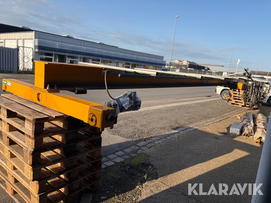 Travers Kran Krone 2,0 tons