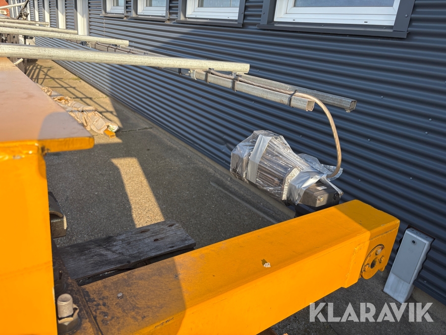 Travers Kran Krone 2,0 tons