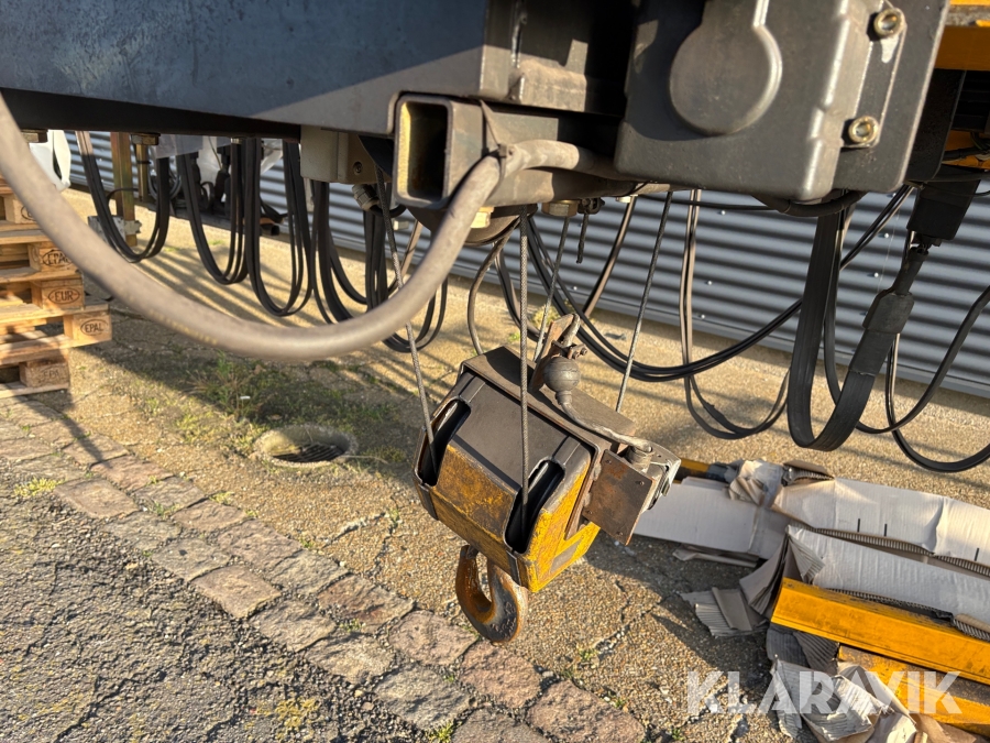 Travers Kran Krone 2,0 tons