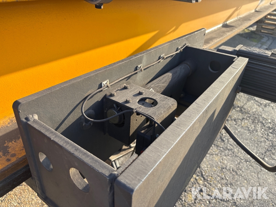 Travers Kran Krone 2,0 tons