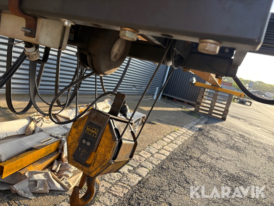 Travers Kran Krone 2,0 tons