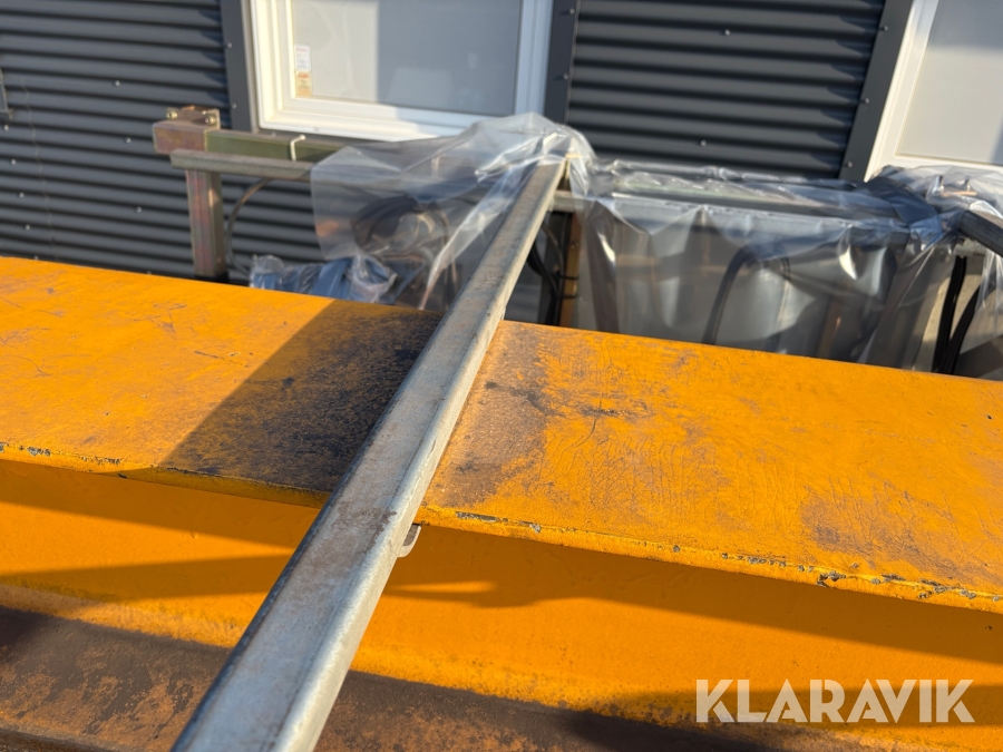 Travers Kran Krone 2,0 tons