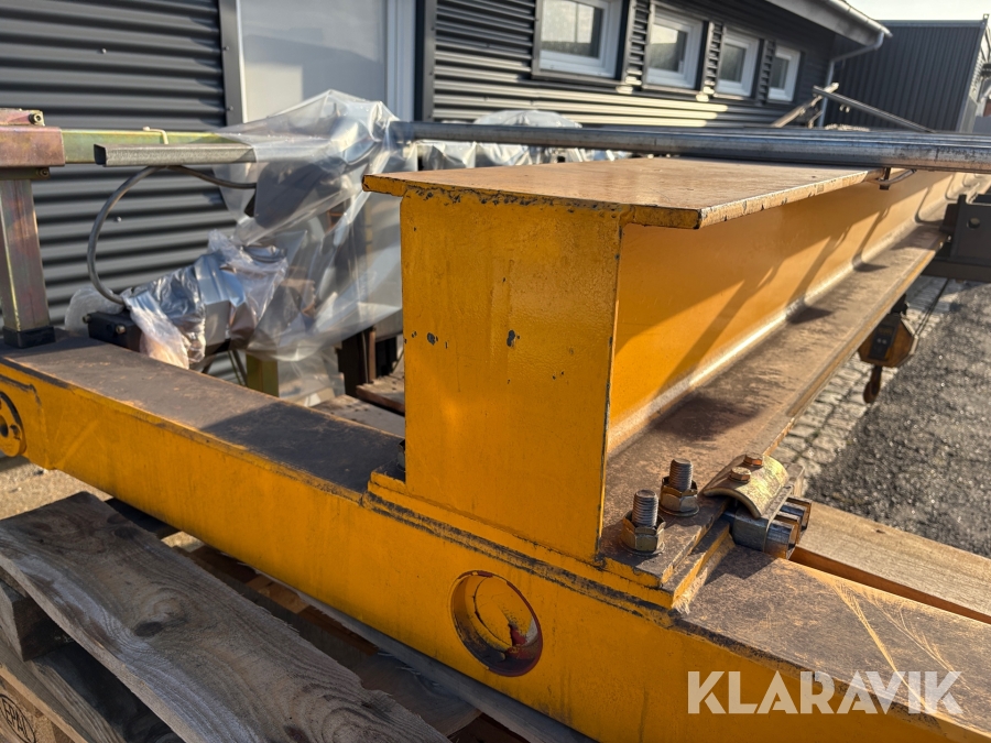 Travers Kran Krone 2,0 tons