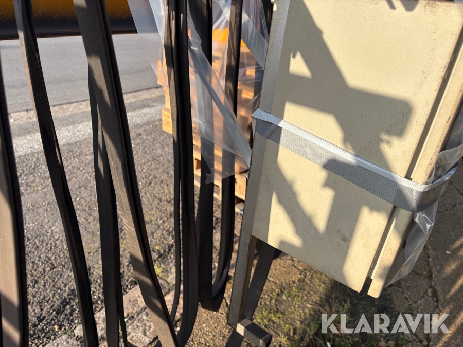 Travers Kran Krone 2,0 tons