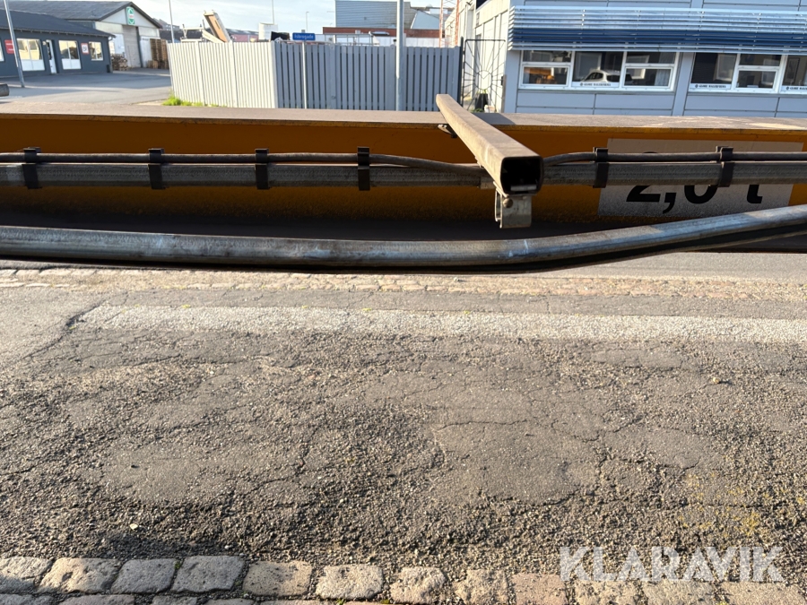 Travers Kran Krone 2,0 tons