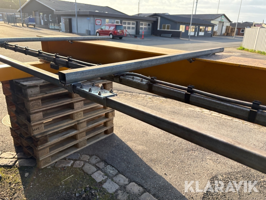 Travers Kran Krone 2,0 tons