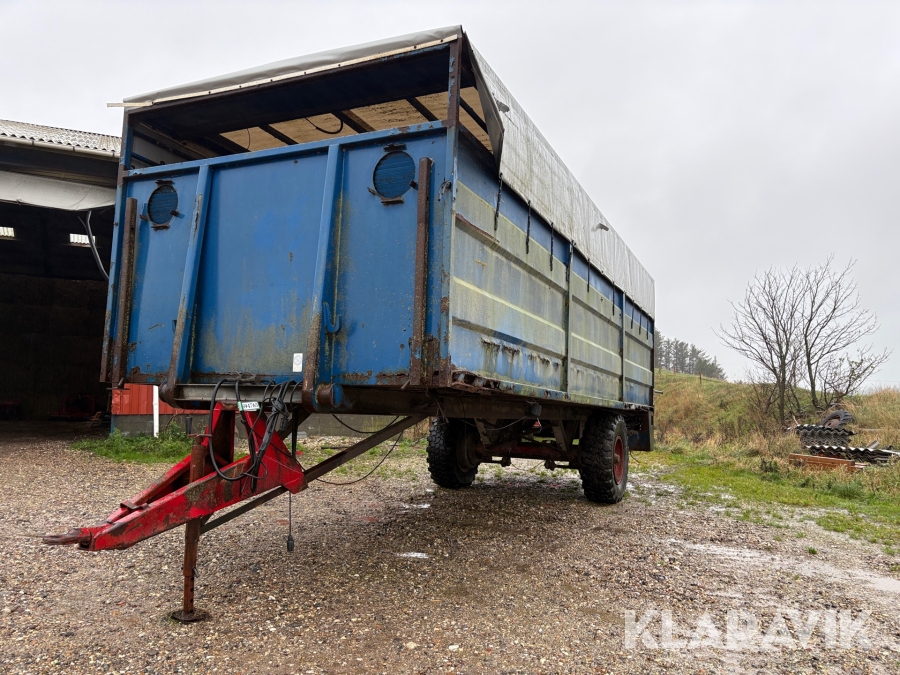 Grisevogn med læsser