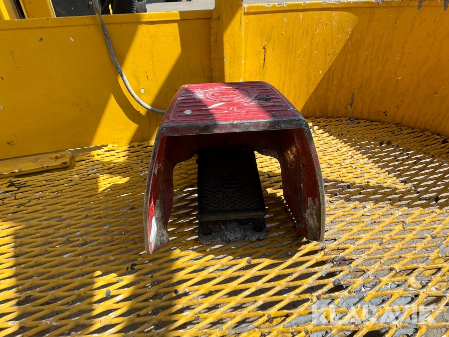 Bomlift NIGTYLIFT HR 15