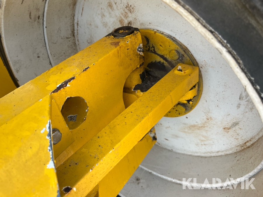 Bomlift NIGTYLIFT HR 15