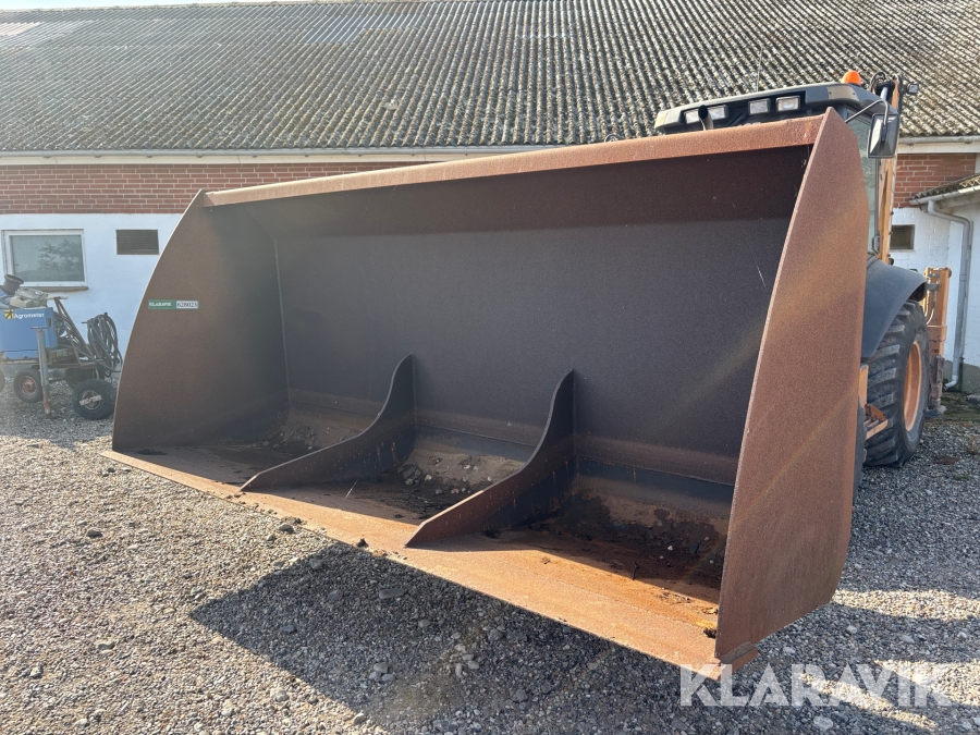 Kirk kornskovl med Volvo-skifte