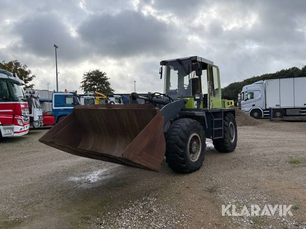 Gummiged O&K L 15