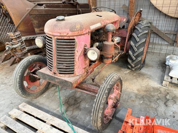 Veterantraktor David Brown Cropmaster